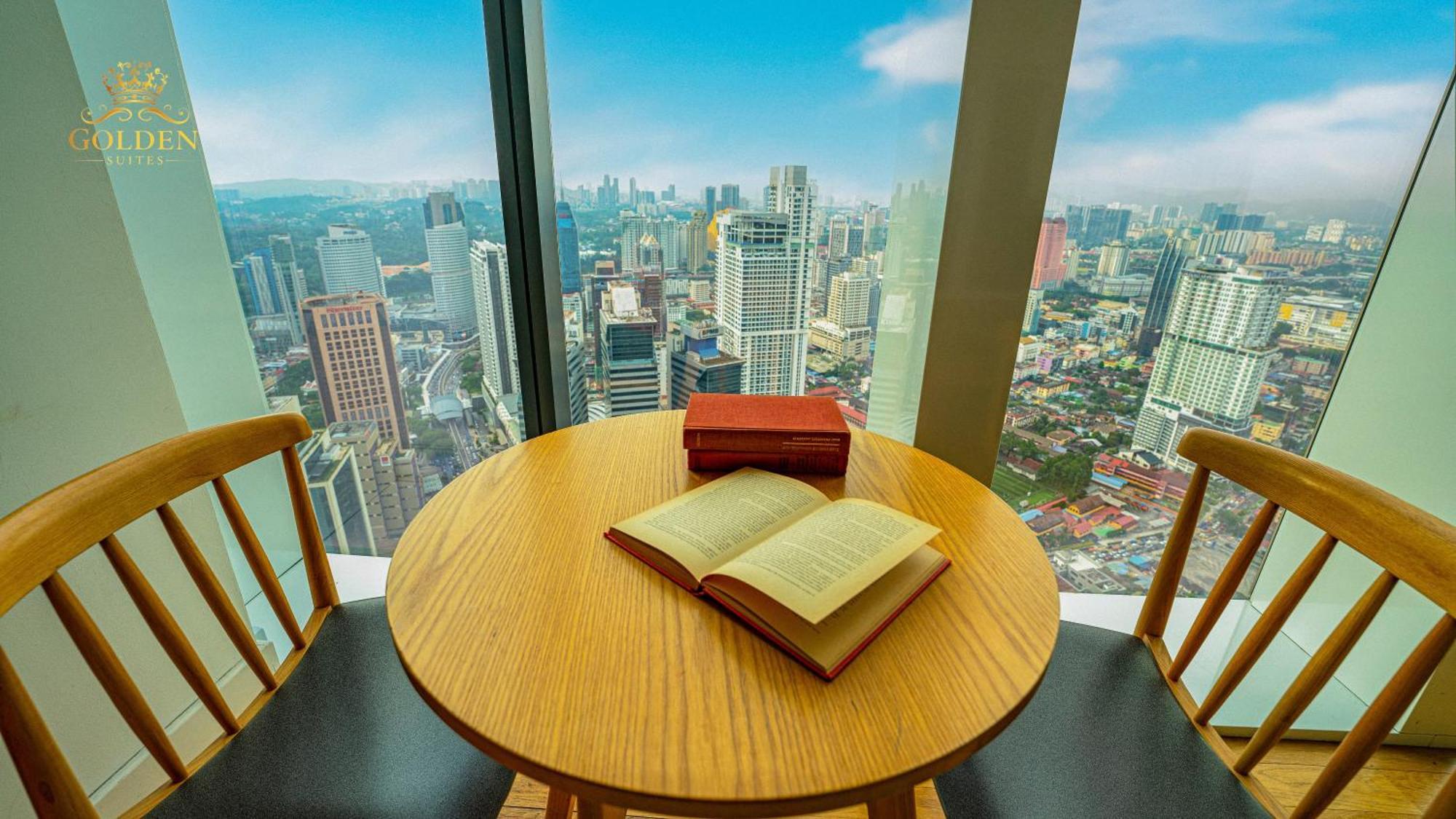 Golden Suites At Platinum Klcc Куала-Лумпур Екстер'єр фото